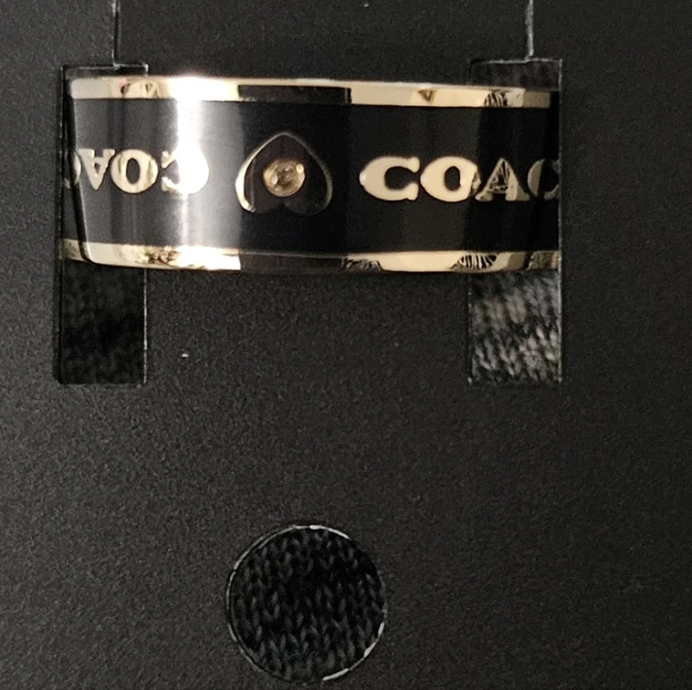 Coach ring - Picture 2 of 4